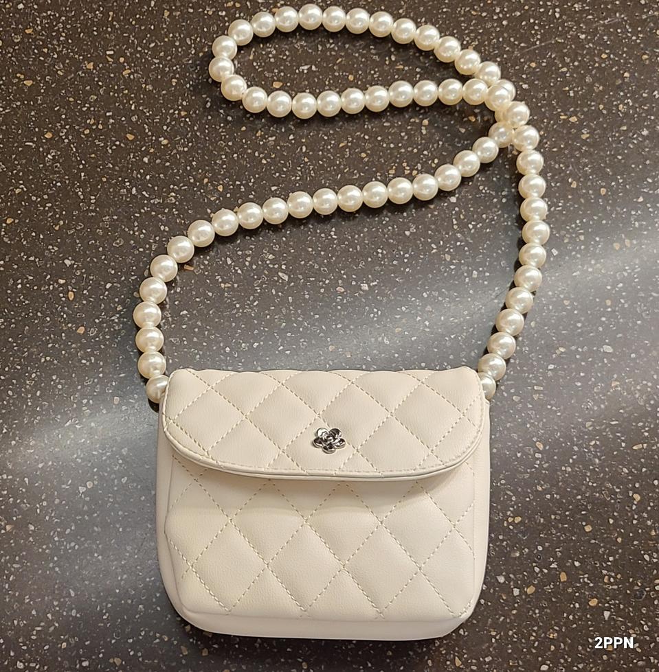 진주 스트랩 퀄팅 미니백