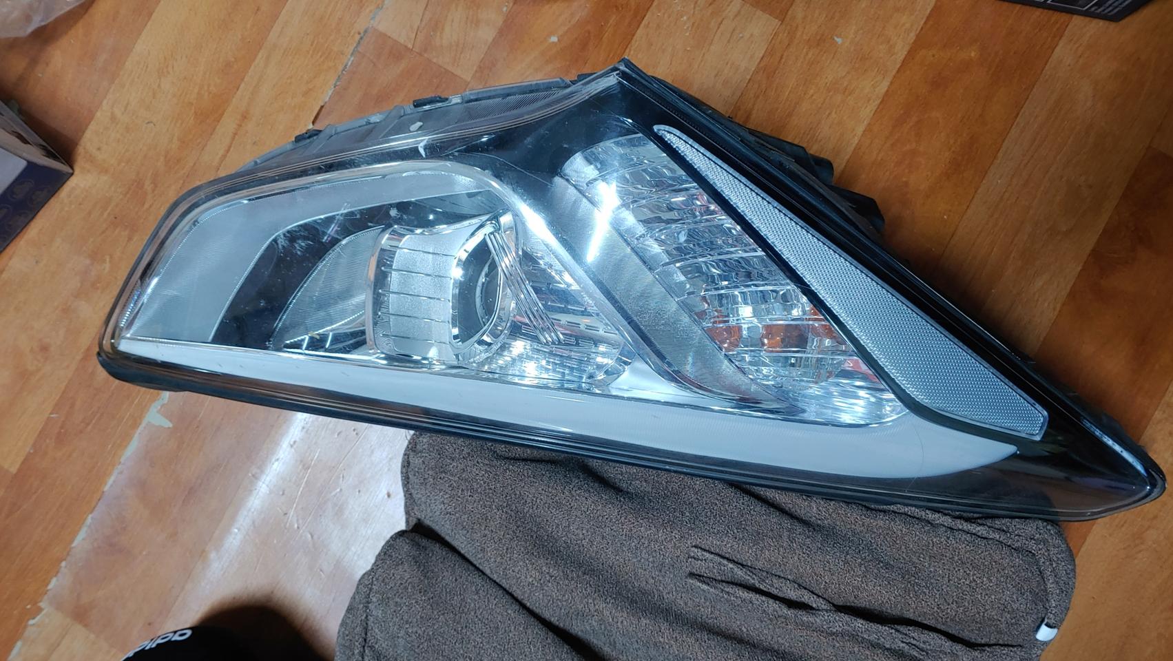 싼타페 조수석 hid 헤드램프