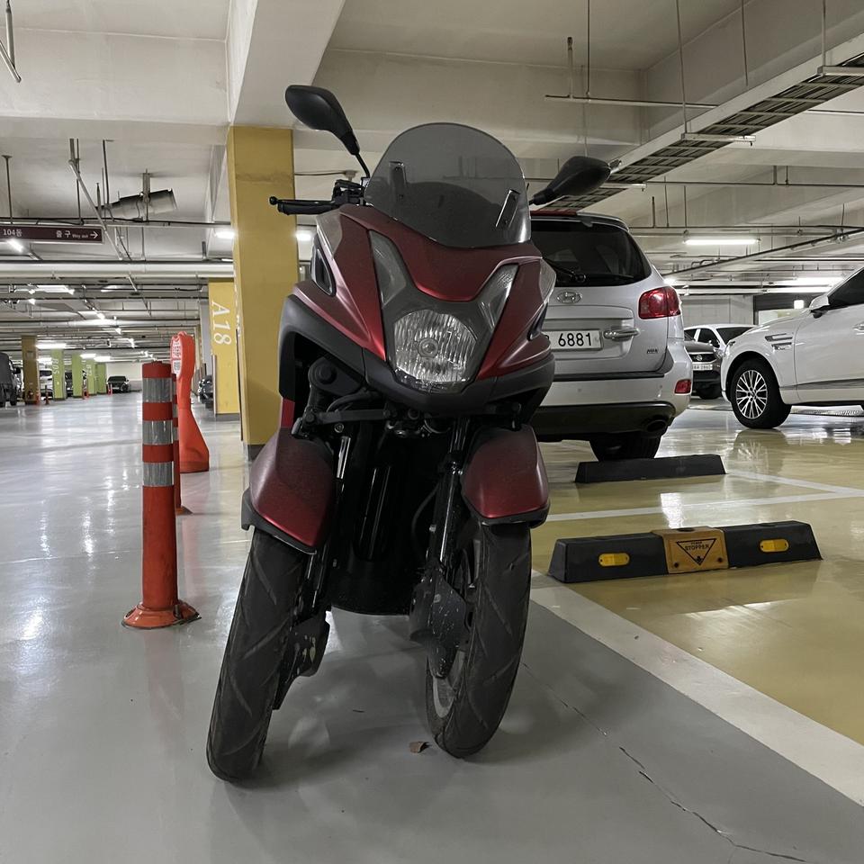 트리시티125 s급 200km 17년식 황금매물판매합니다.