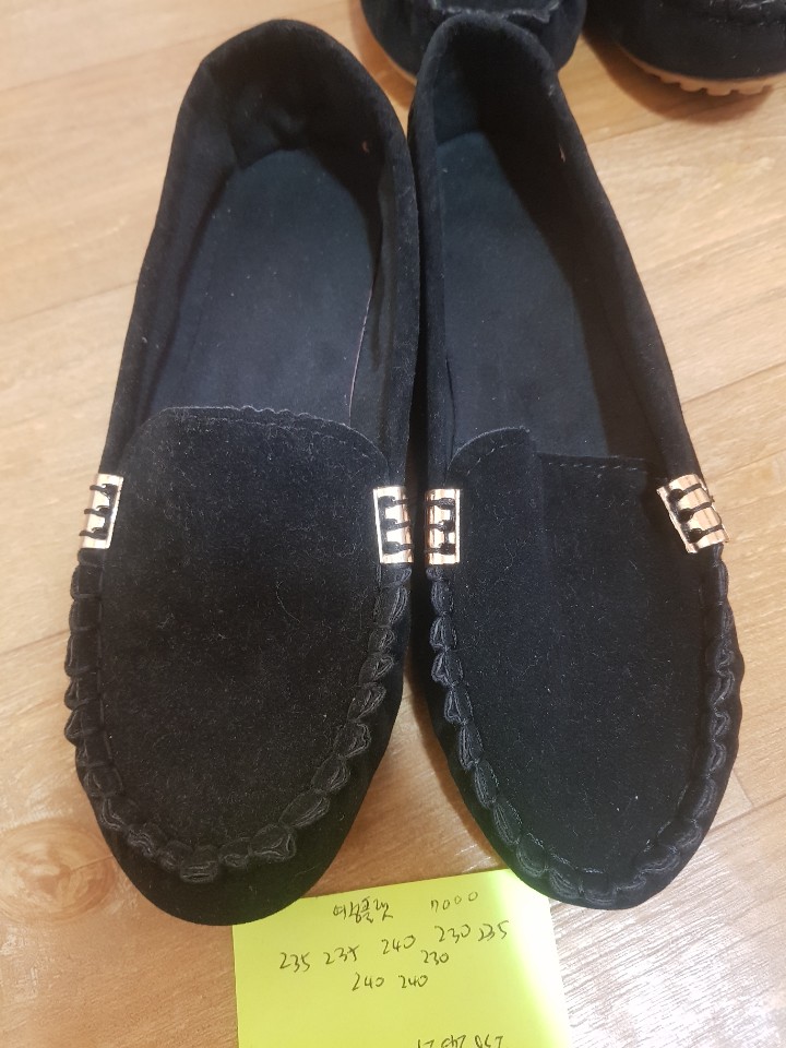 여성 플랫슈즈 폐업처리 하나에 6900원