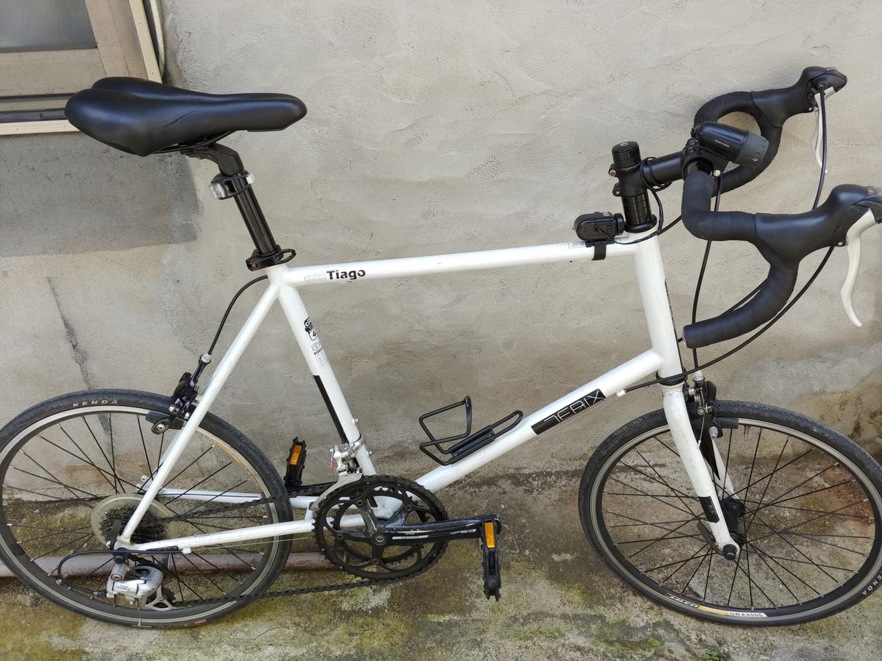 테릭스티아고 (화이트 48사이즈)