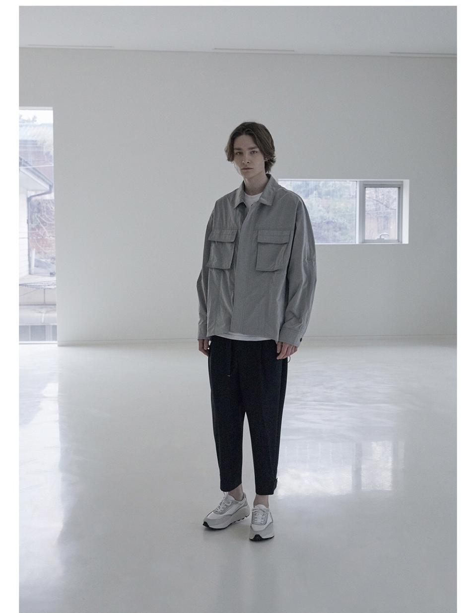 일꼬르소 오버핏 메탈릭 화섬 셔켓 105