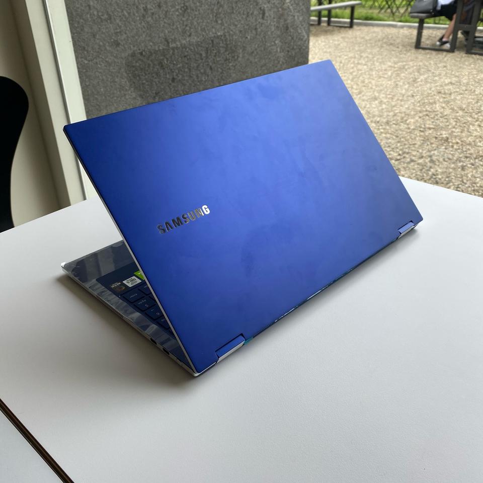 삼성 갤럭시북 플렉스 15인치 외장그래픽 노트북