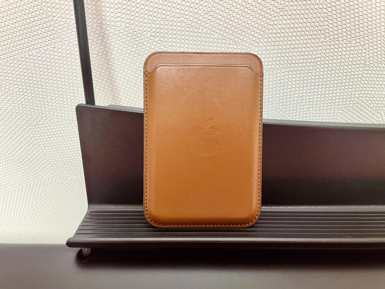 Apple 정품 아이폰 맥세이프 가죽 카드지갑 Saddle Brown