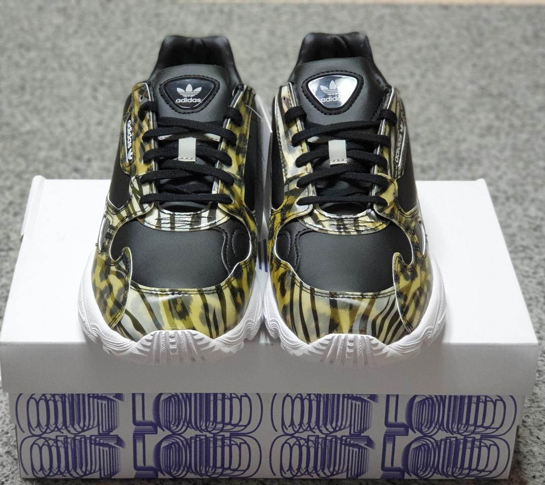 새상품) 아디다스 팔콘 W 블랙 메탈 운동화 사이즈 240