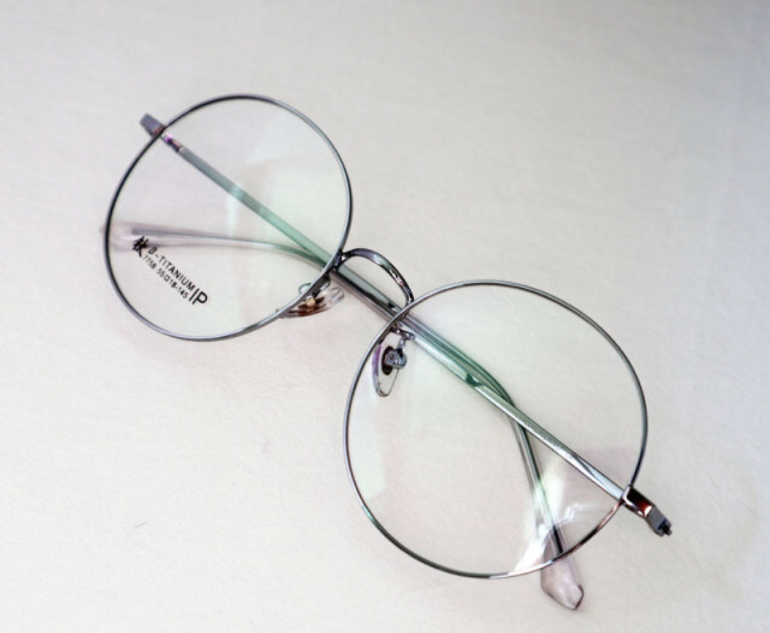 초경량 베타 티타늄 안경테 블랙 실버