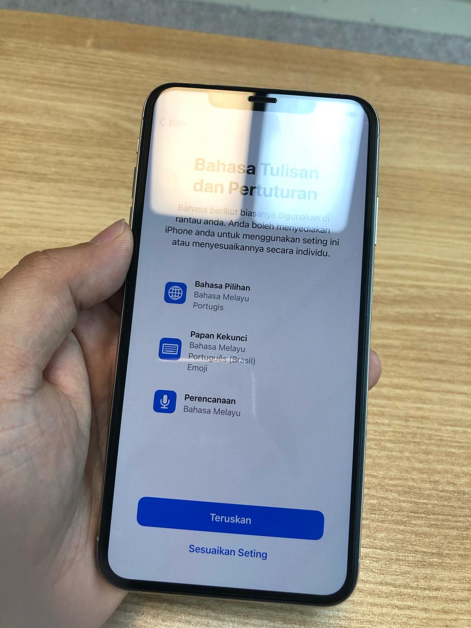 신품급 아이폰XS MAX 255G 실버 (98%)