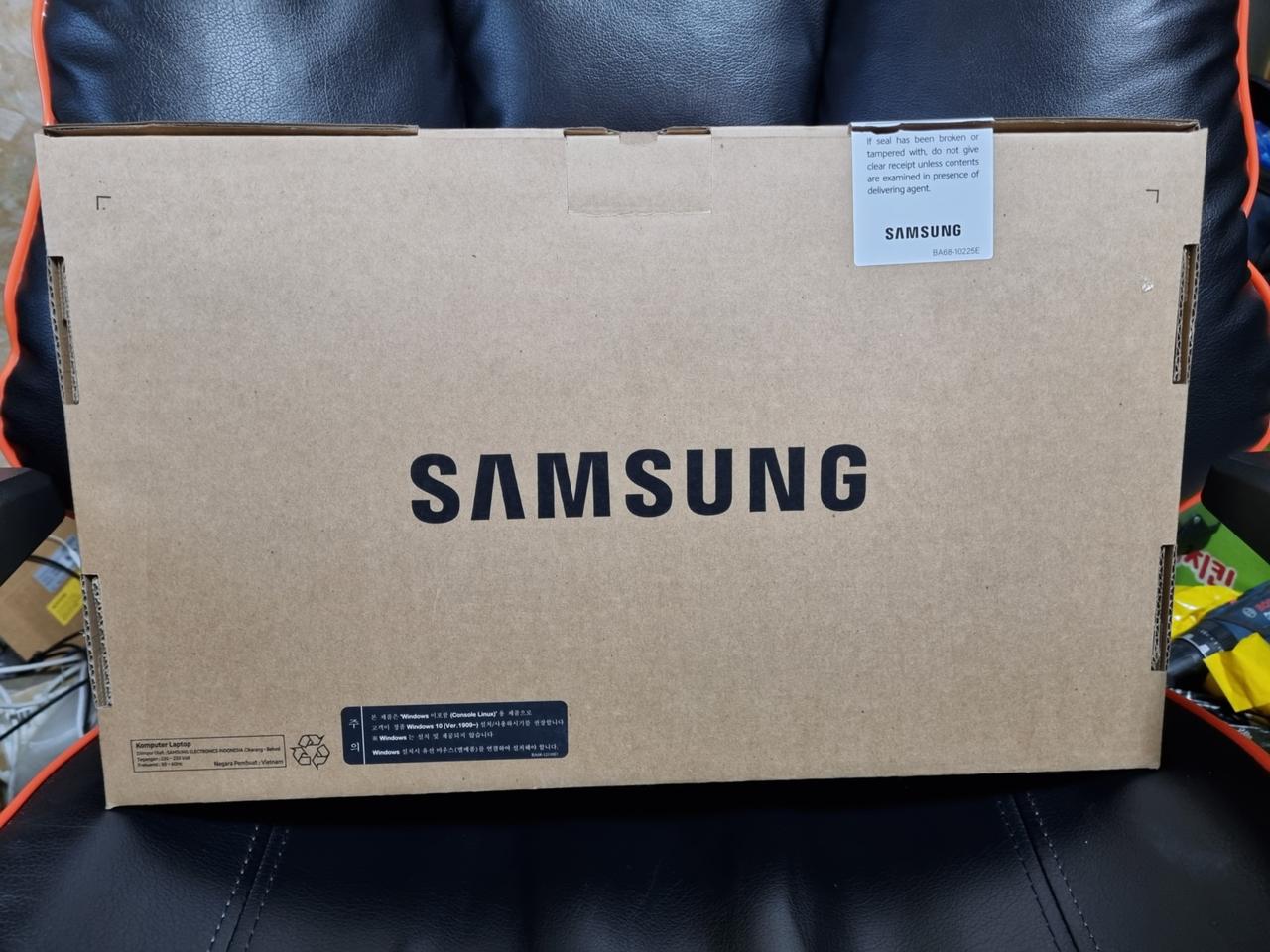 안전 NT350XCR-AD5WA 삼성 신품화이트노트북(업글개봉)