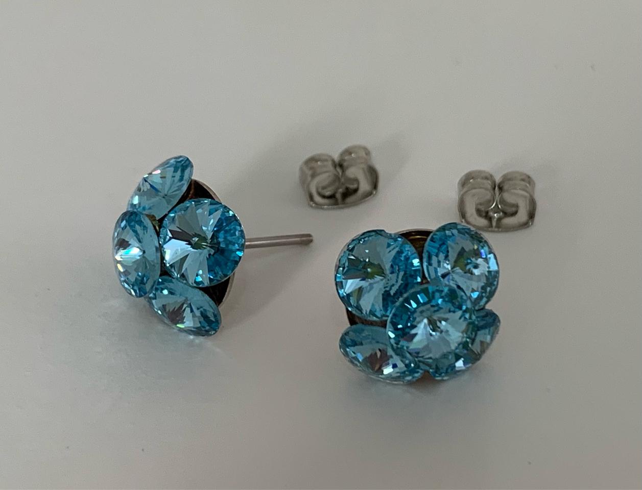 큐빅 이어링 투명플라워 귀걸이 악세사리 주얼리 귀찌 귀고리