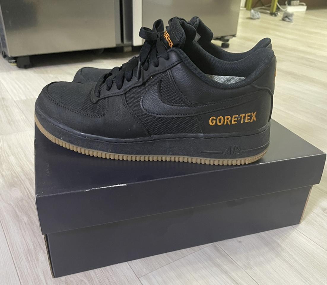 나이키 에어포스 1 고어텍스 [265] -> [260]