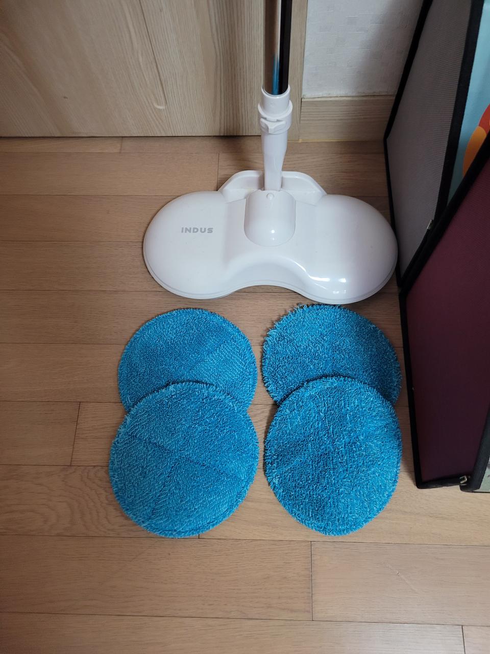 무선자동 걸레청소기 팔아요!