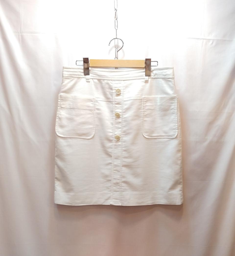 화이트 골반 스커트