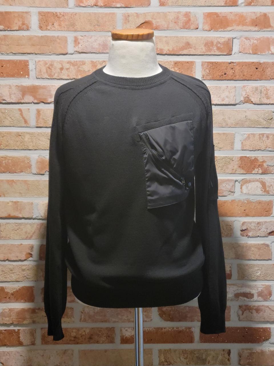 CP컴퍼니 렌즈 와펜 라운드 니트