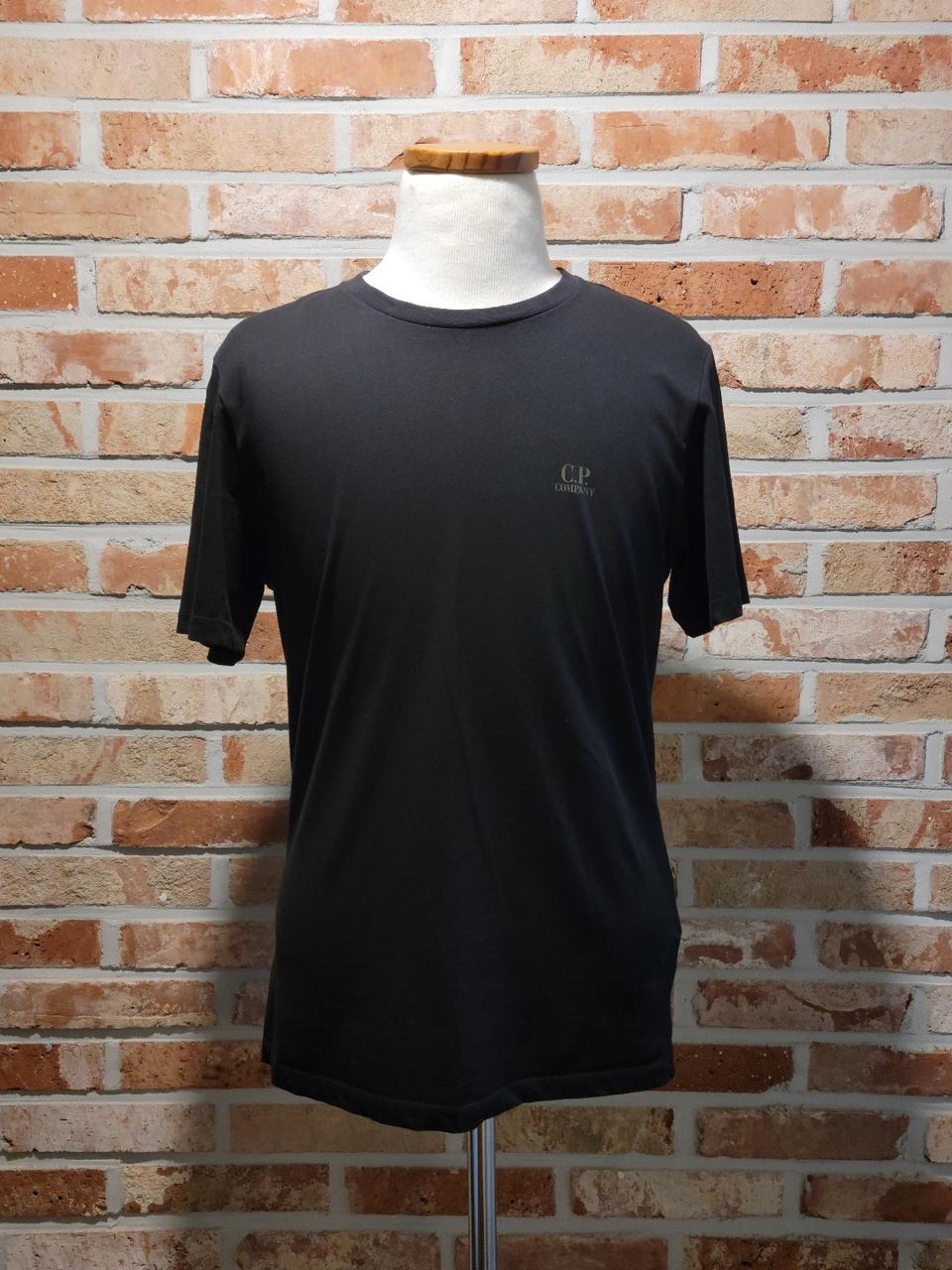 CP컴퍼니 백 프린트 반팔