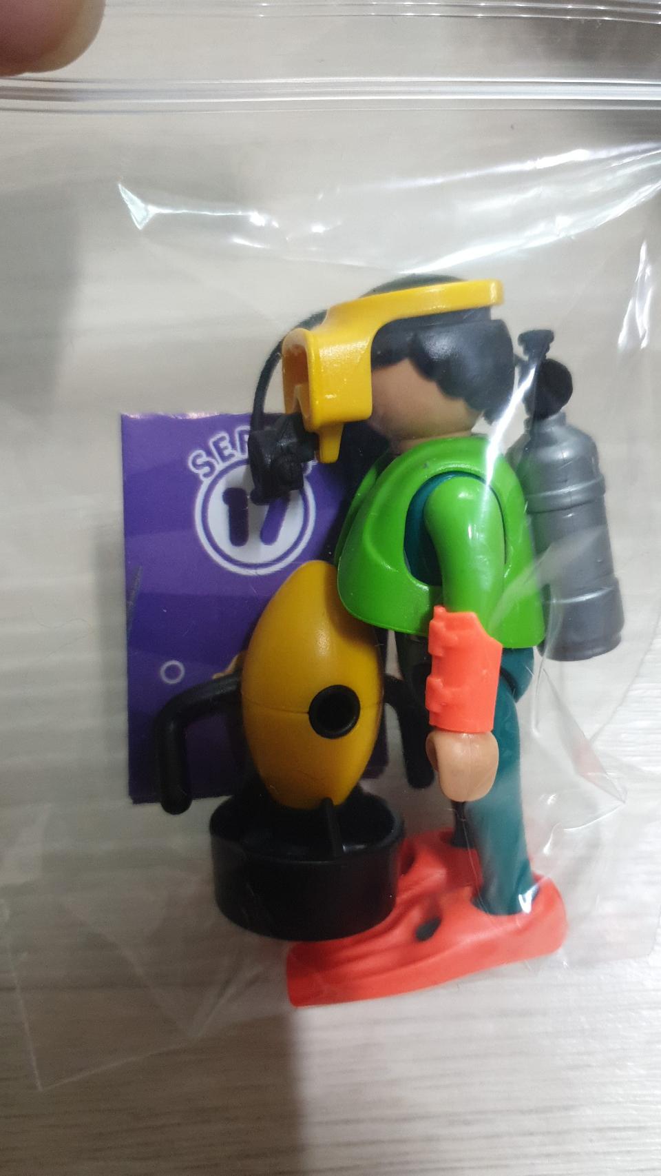 플레이모빌 미스터리피규어 17 잠수부