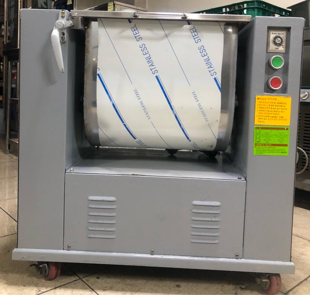 금산반죽기금산제면기업소용국수기계