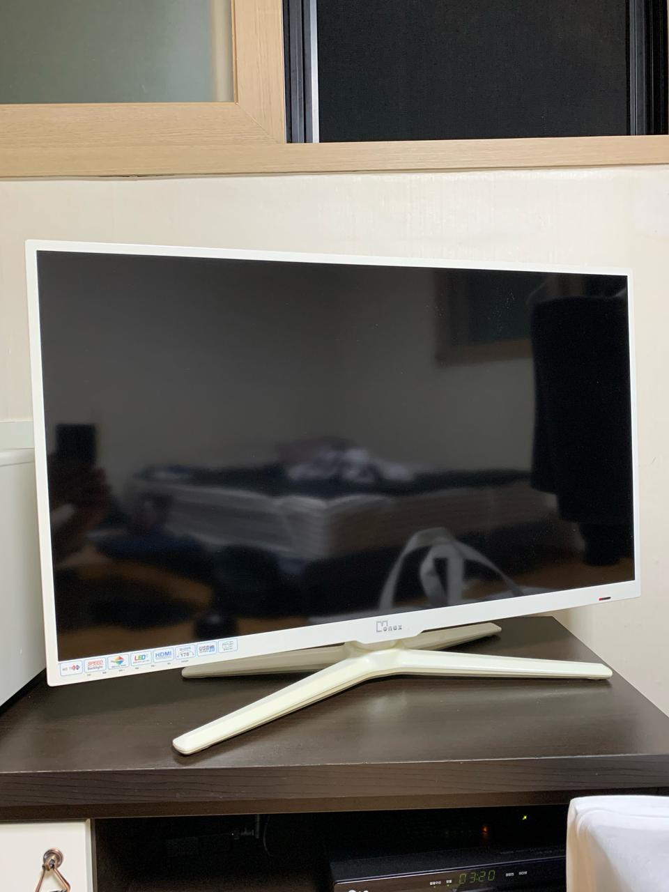 디엘티 모넥스 32인치 티비 ZR322FHT 판매합니다