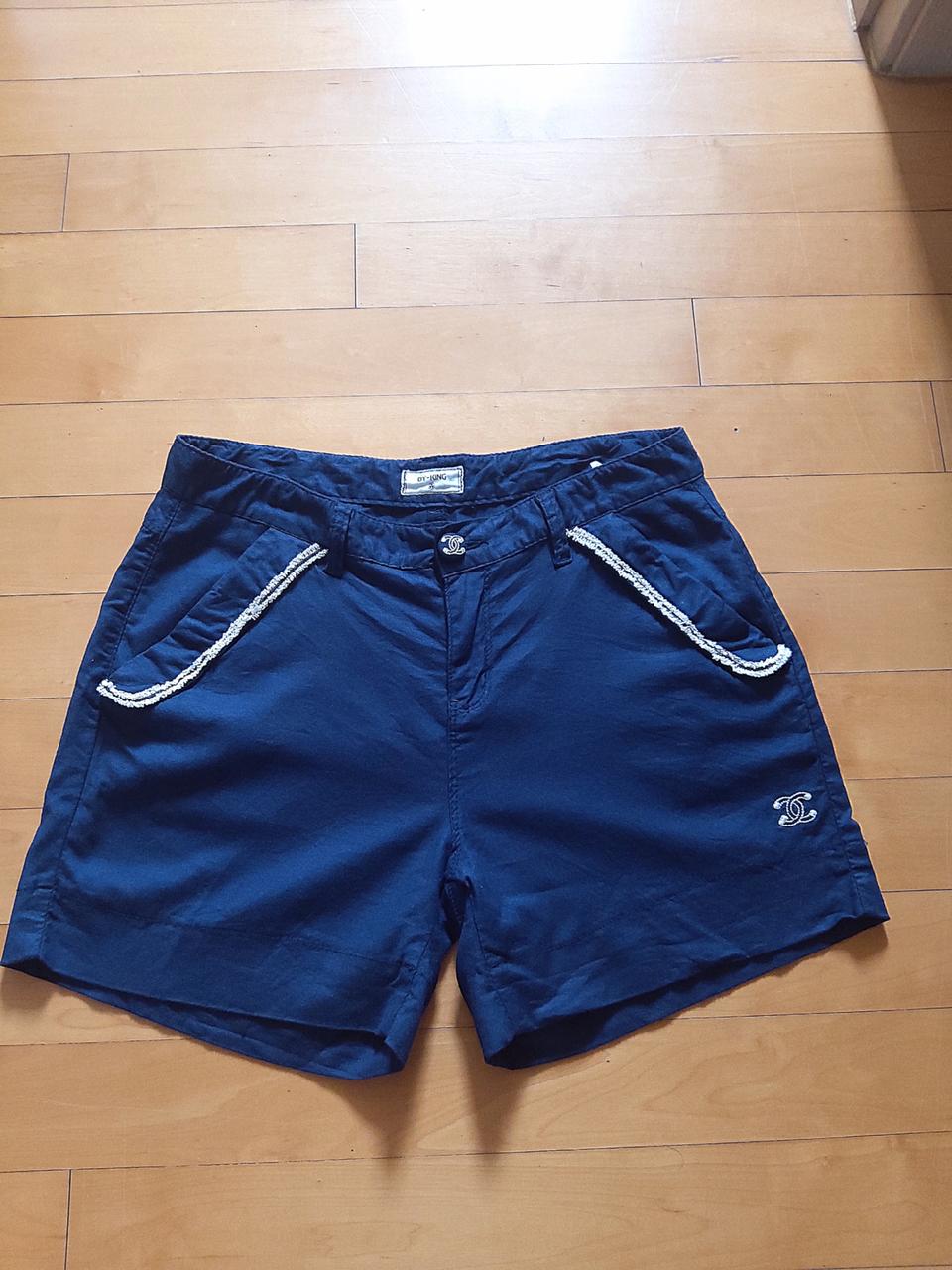 예쁜 로고자수 반바지