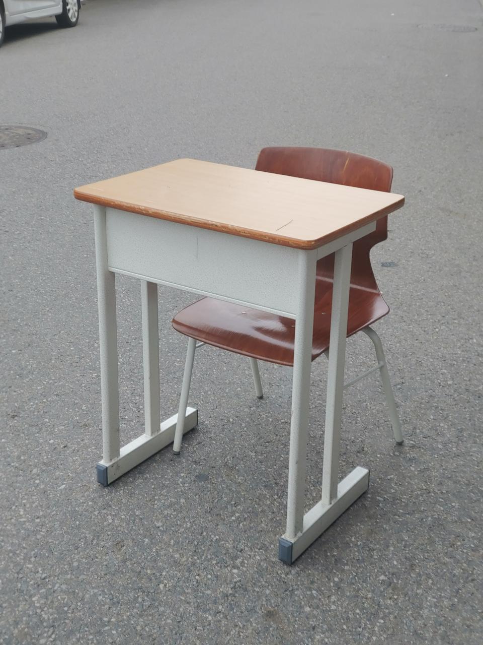 1-4) 학원책걸상