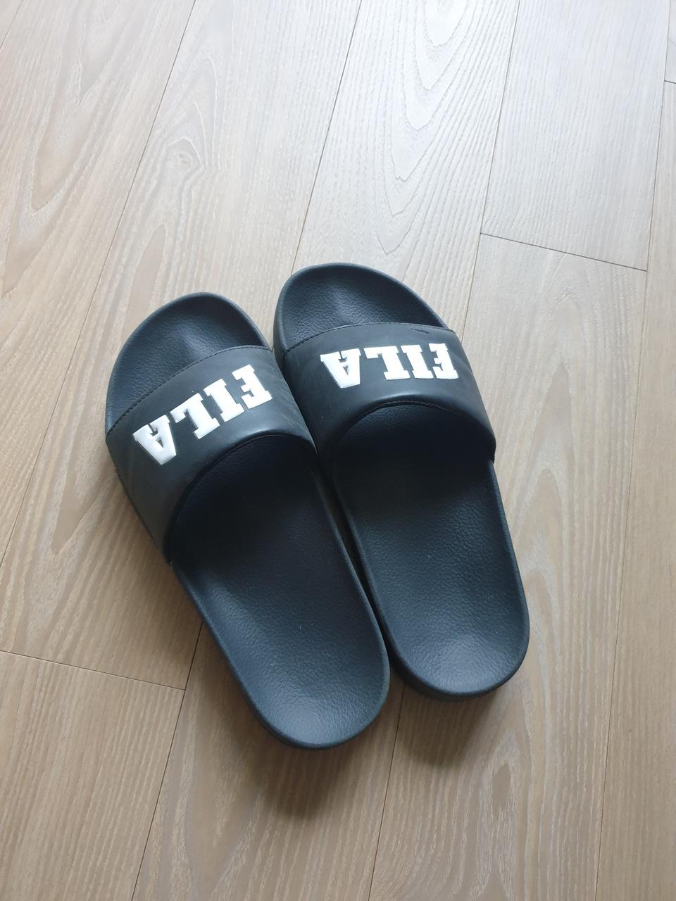 FILA 휠라 스리퍼