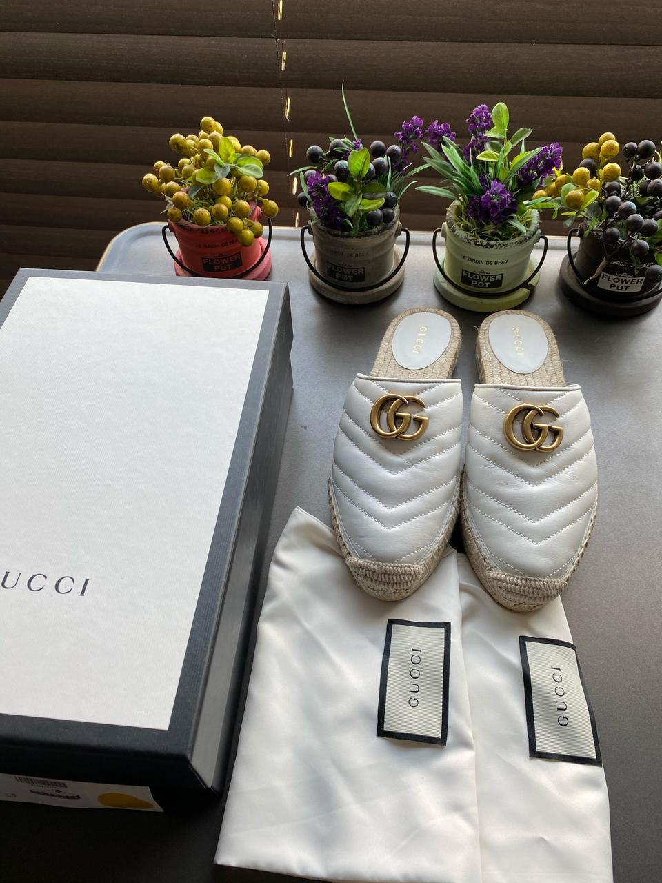 구찌 블로퍼 에스파듀 새상품