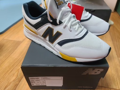 [275] 뉴발란스 CM997HLD