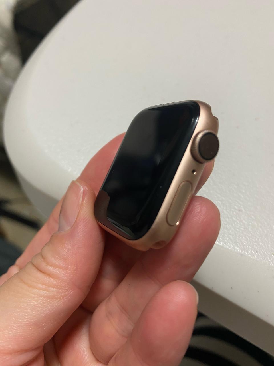 애플워치4 로즈골드(40m)