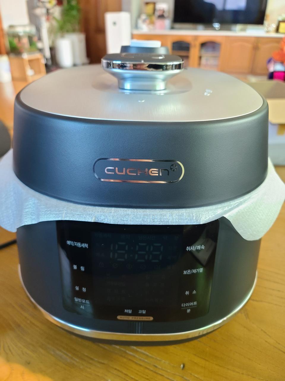 쿠첸 밥솥 10인용 새상품 CJS-FE1010SKVF