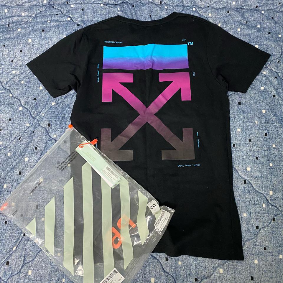 [95~100] 오프화이트 그라데이션 반팔