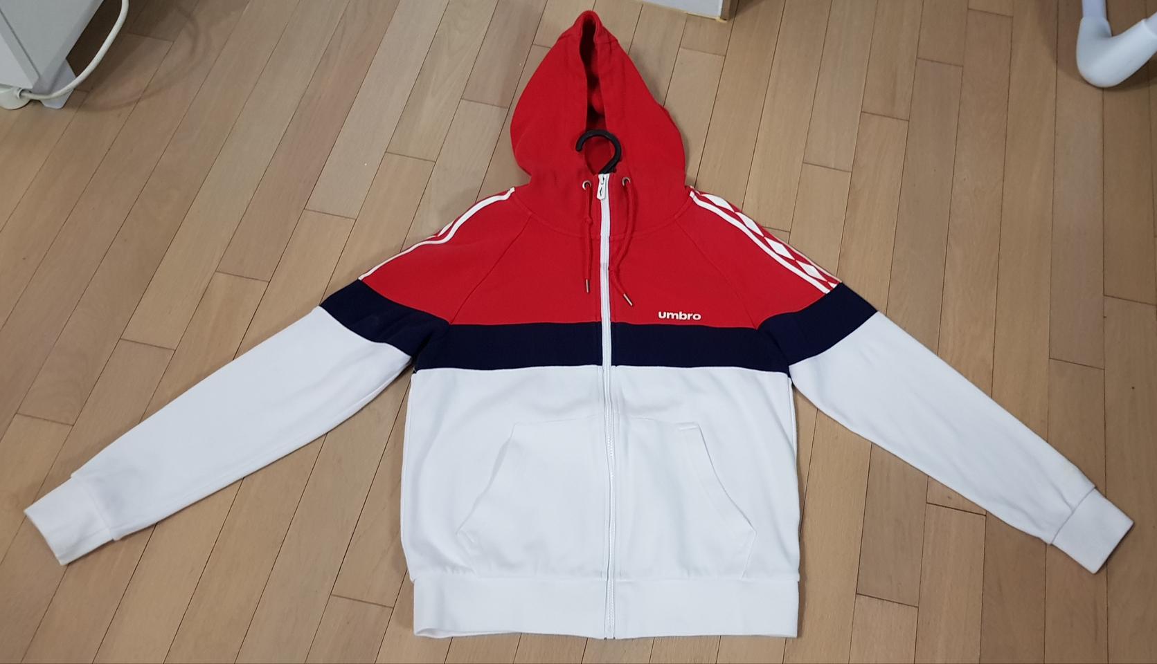 엄브로 후드집업 (착샷있음)