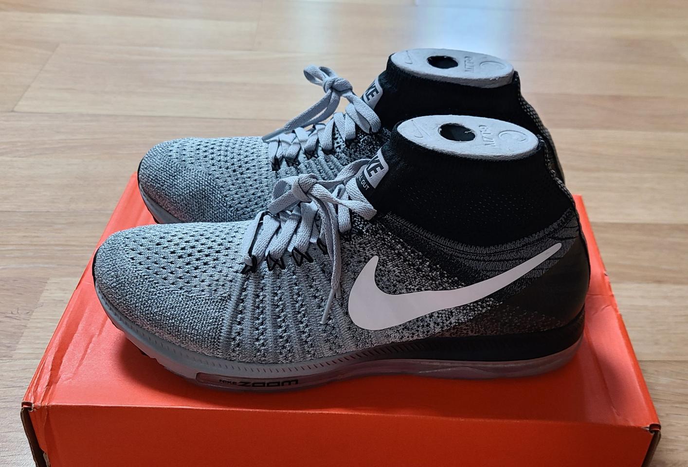 나이키 줌 올 아웃 플라이니트