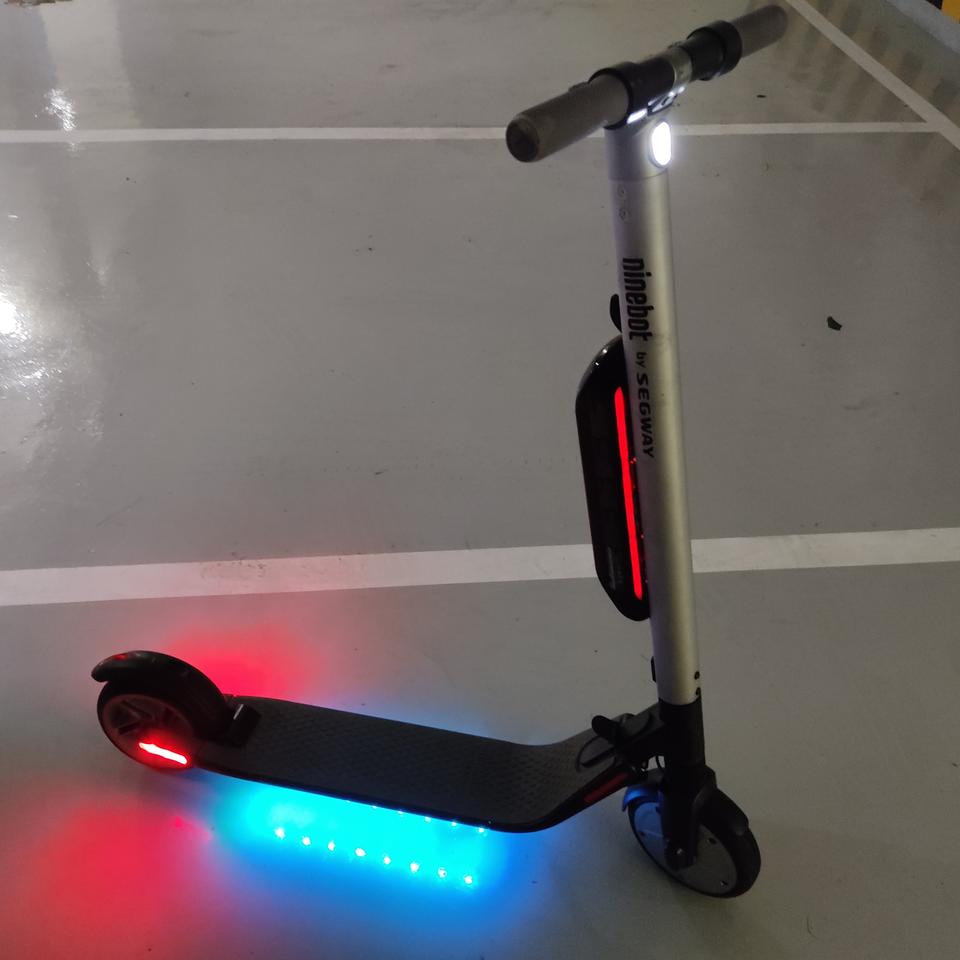 나인봇 ES4 -하부 LED색깔- 세그웨이 전동킥보드 (전동퀵보드, 킥보