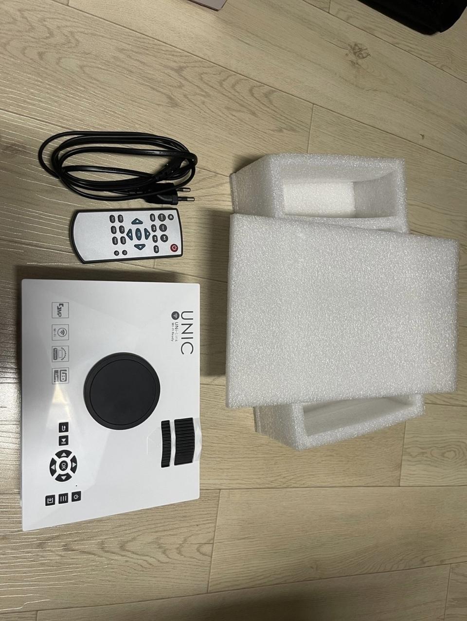 미니빔프로젝터 팝니다