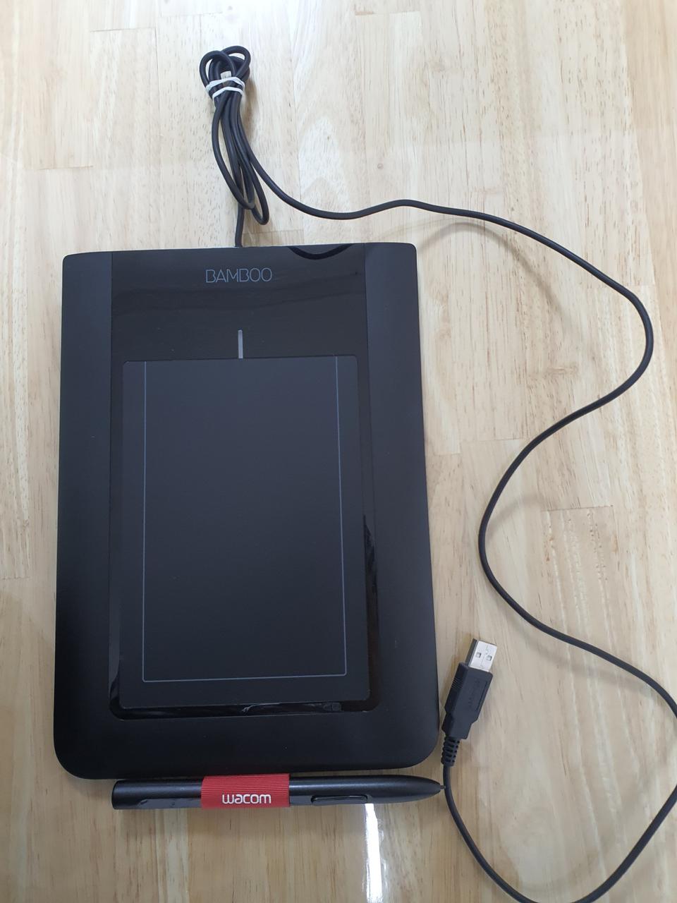 와콤뱀부 타블렛 + 펜마우스