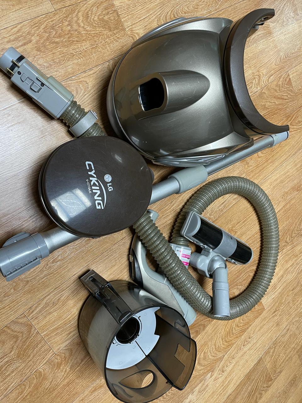 LG 싸이킹 진공청소기