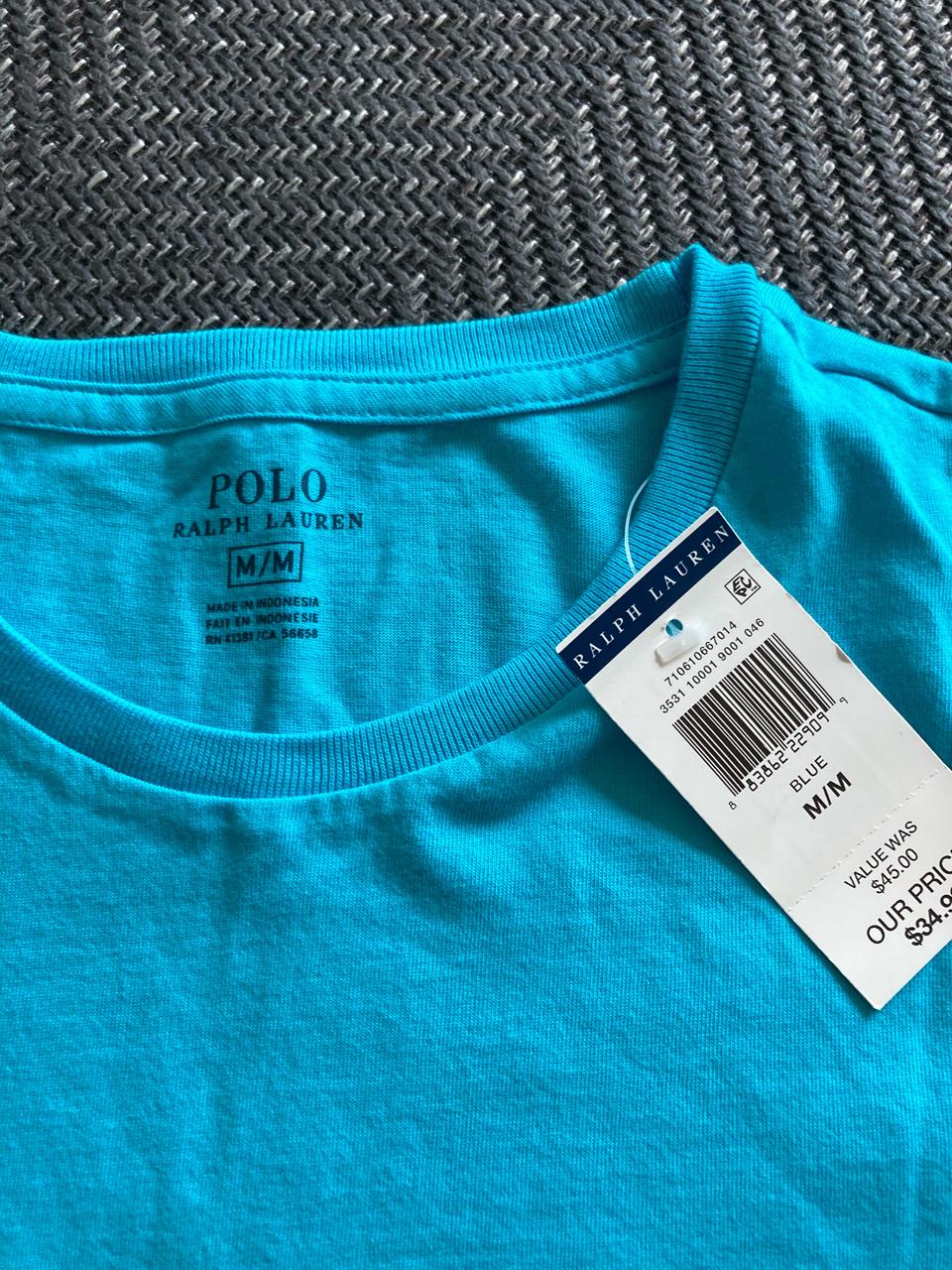 폴로 반팔티셔츠. m. 새상품
