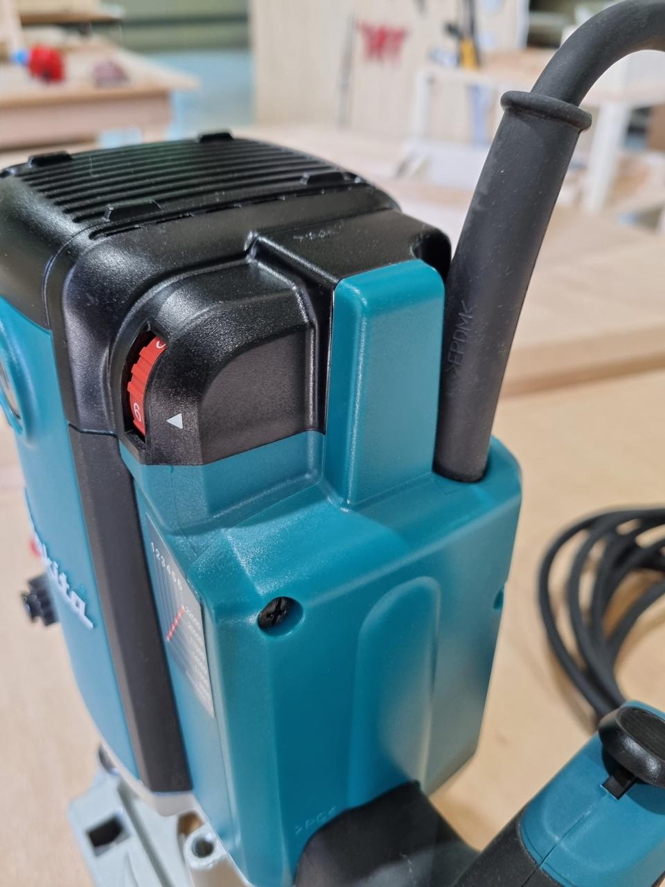 마끼다 전문가용 루터기 RP2300FC | 세컨웨어