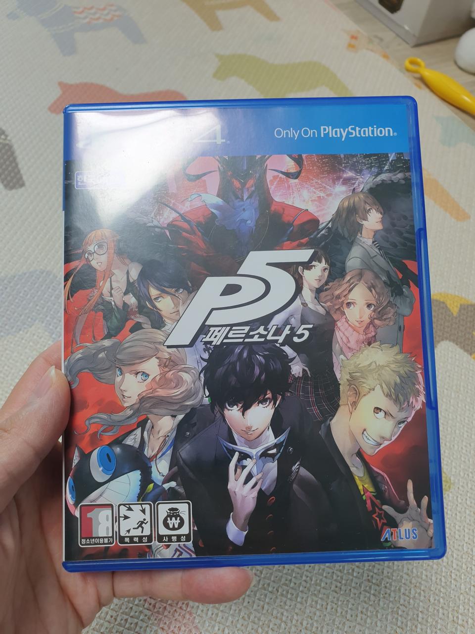 플스4 페르소나5 팝니다.