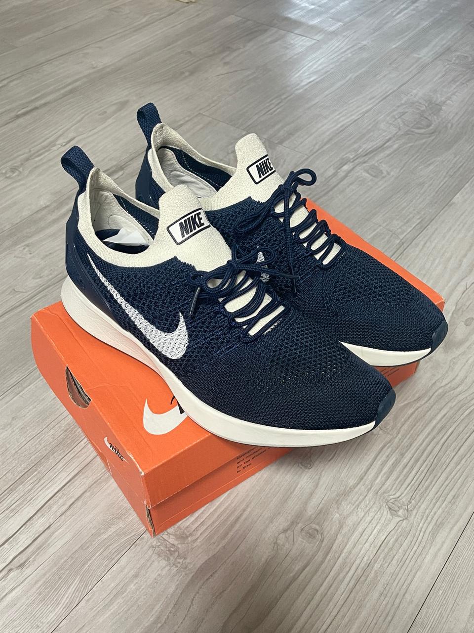 나이키 에어 줌 머라이어 플라이니트 레이서