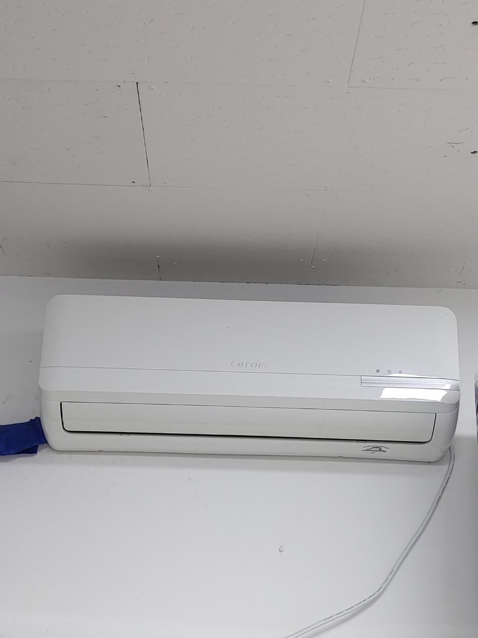 케리어 8평 벽걸이 에어컨 +실외기 판매합니다