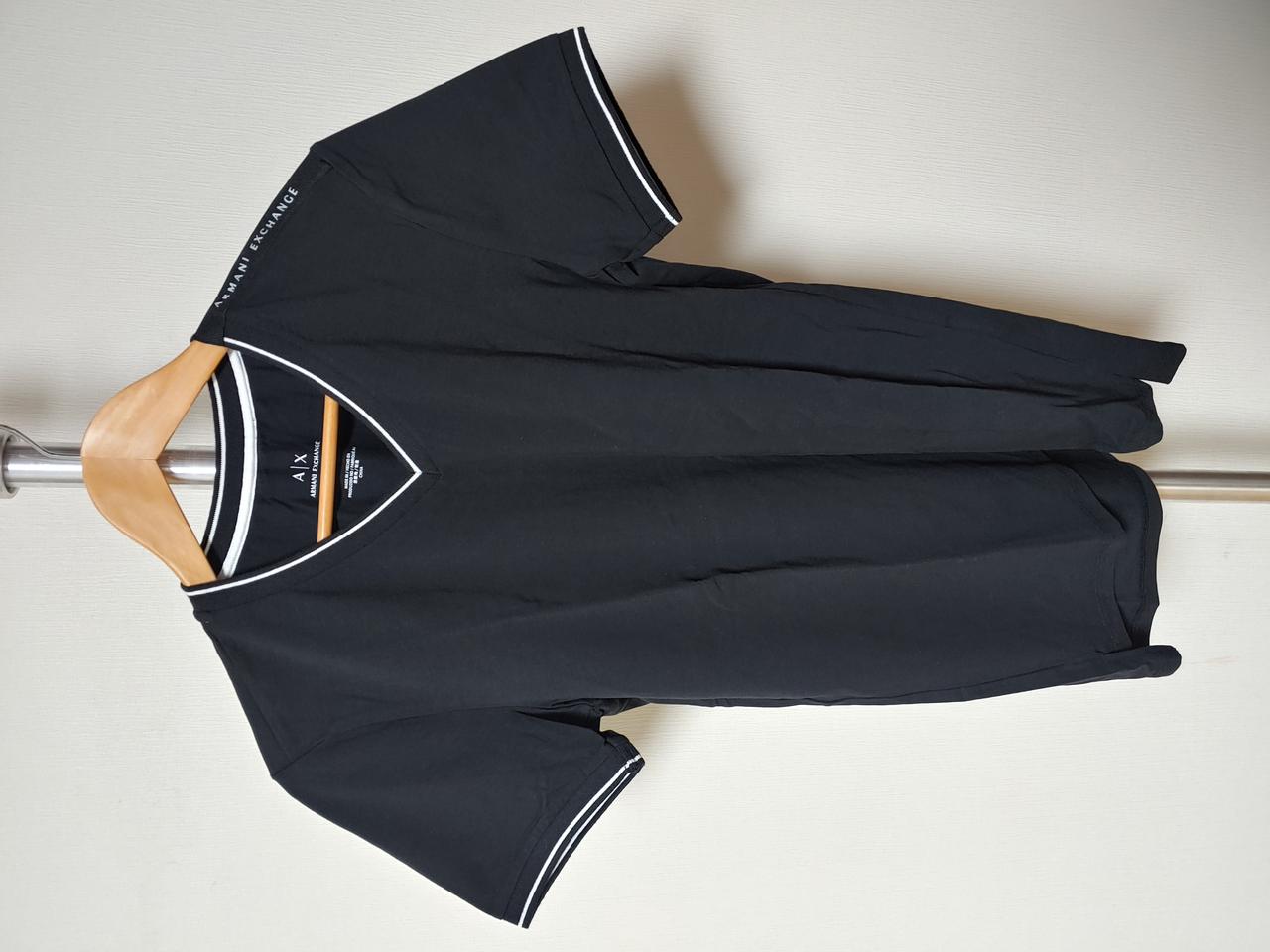 [새제품] 알마니 익스체인지 브이넥 반팔 블랙 S