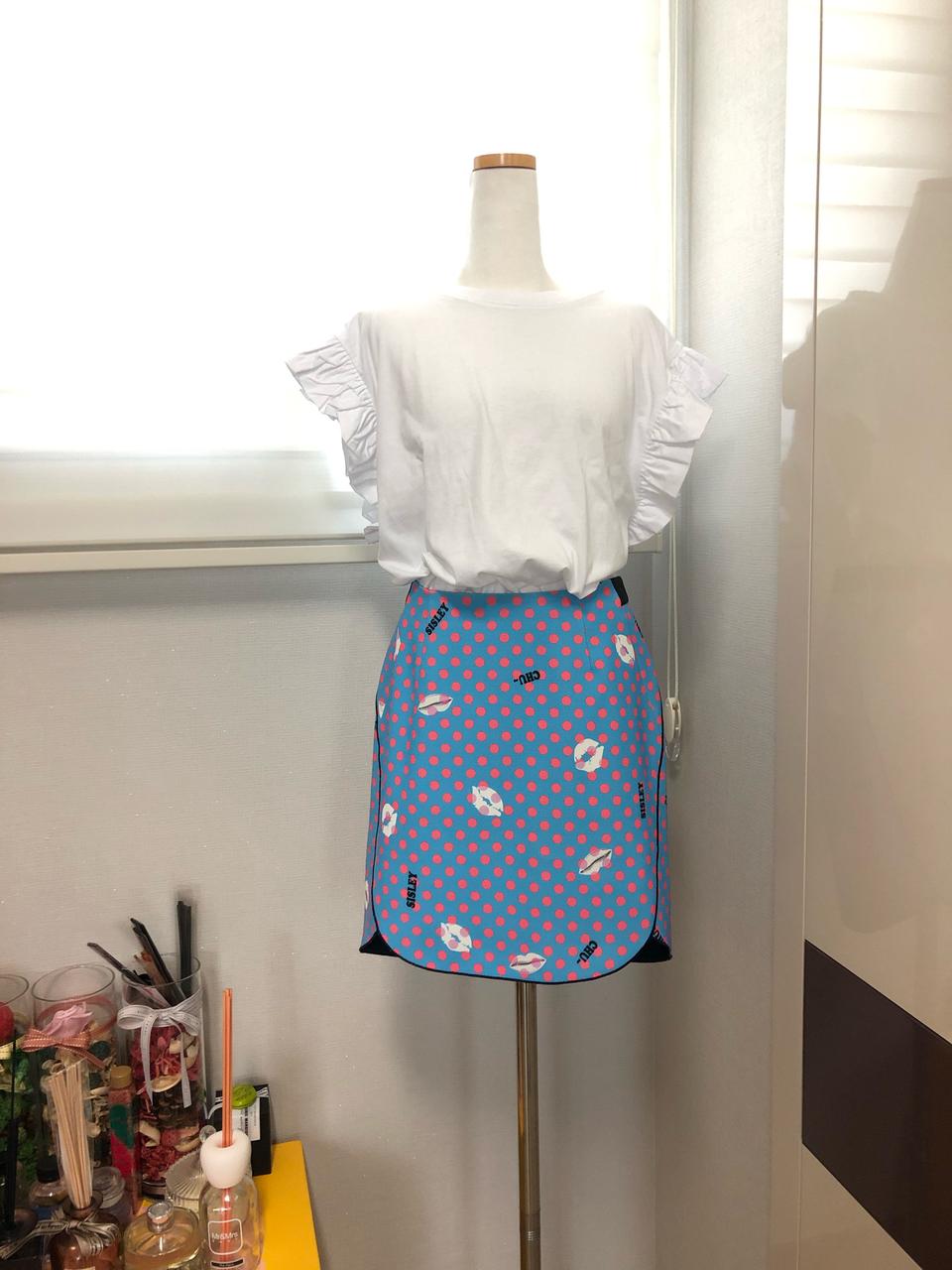 시슬리 입술 스커트 55