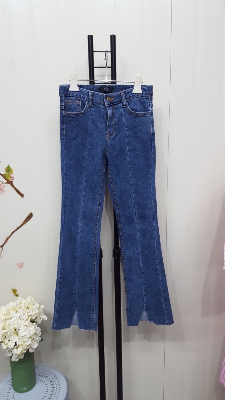 절개선 컷팅 세미부츠 스판 청바지