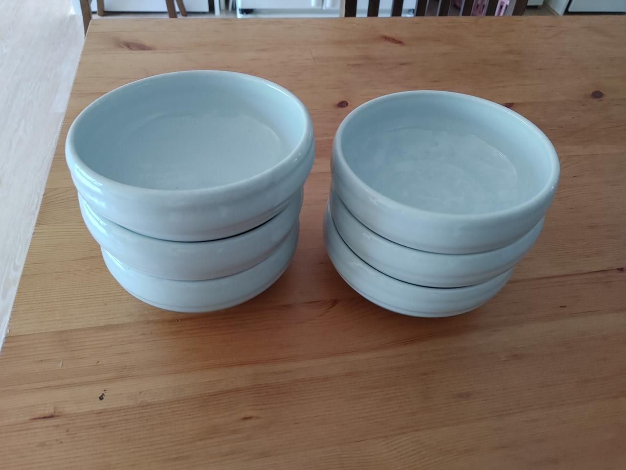 백자 도자기. 반찬 나물 종류용