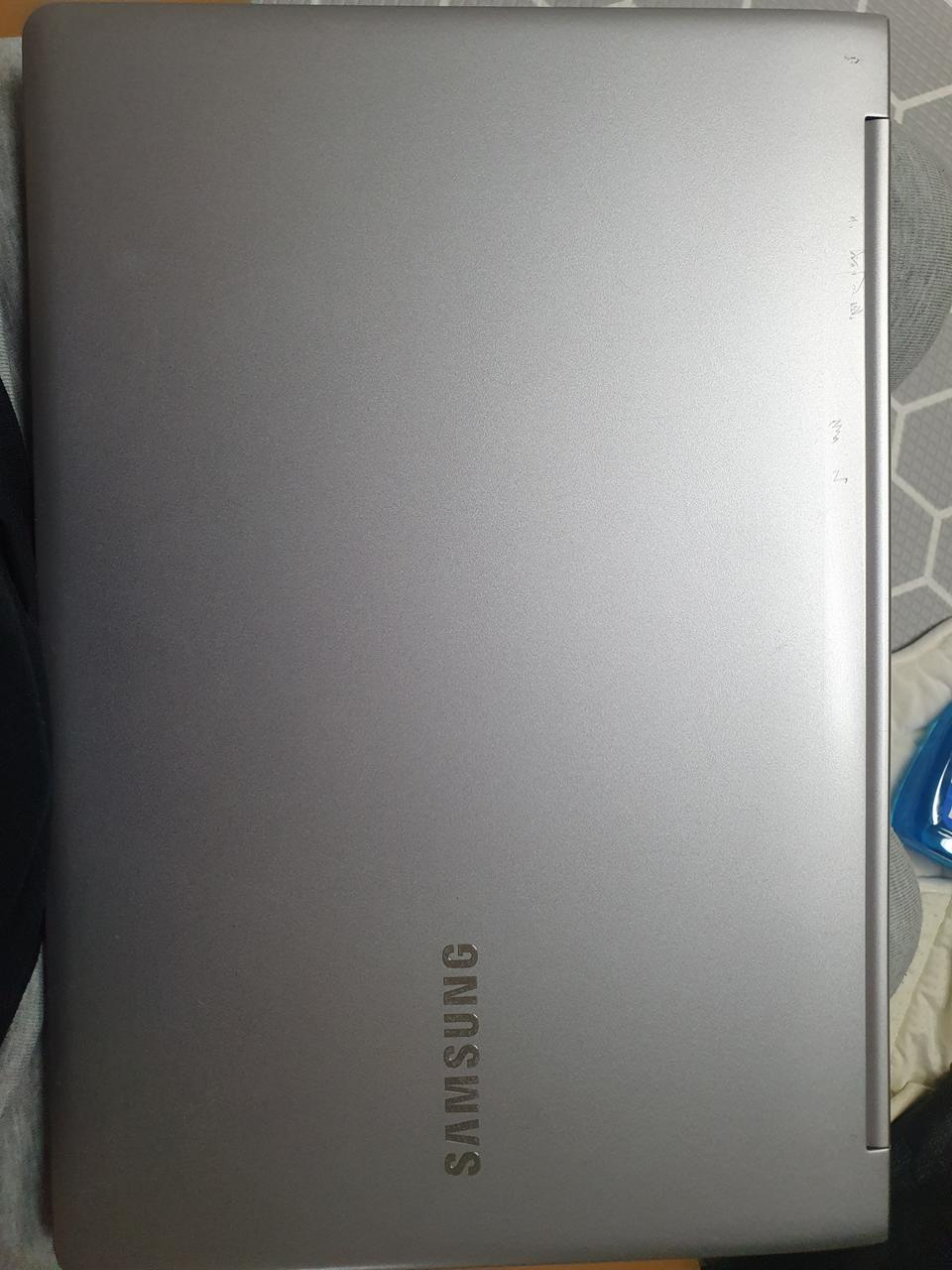 삼성노트북9 NT900X5L 편하게 막쓰실분~