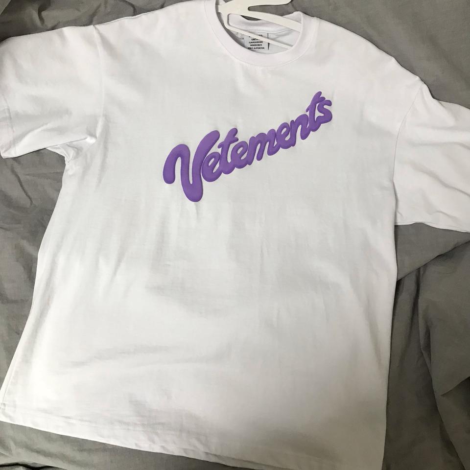 베트멍 엠보싱 로고 티셔츠