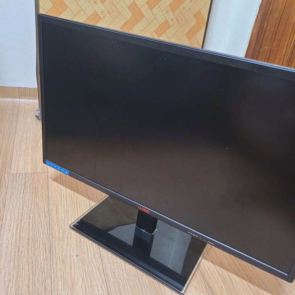 UDEA 모니터 24인치