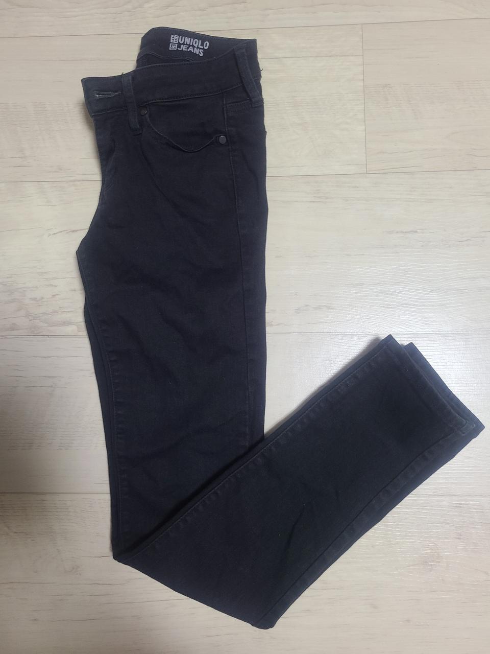 유니클로 블랙진