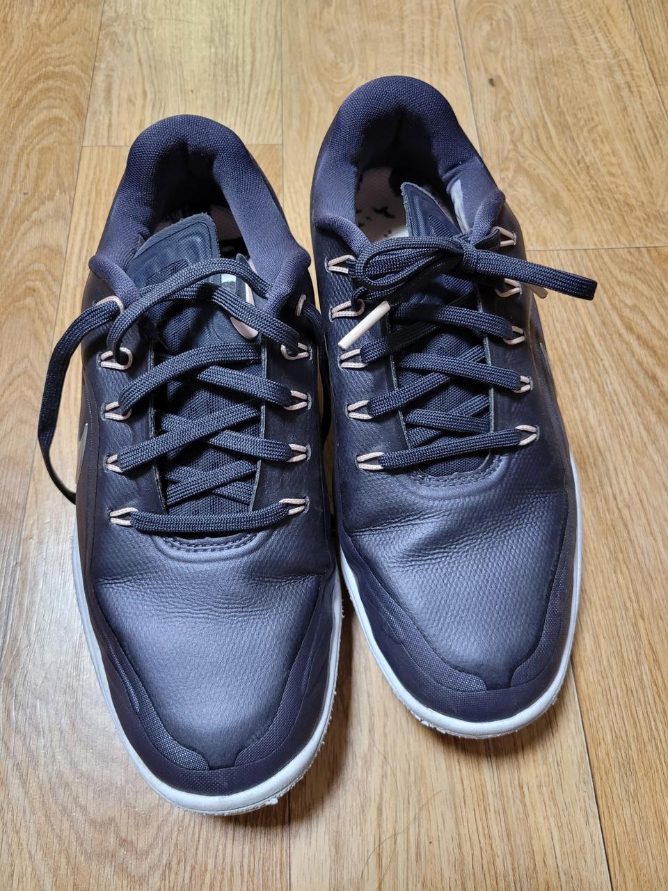 나이키여성골프화(230)