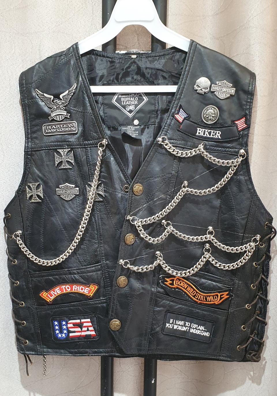 바이크 양가죽 커스텀 찡 체인 조끼 새제품 입니다